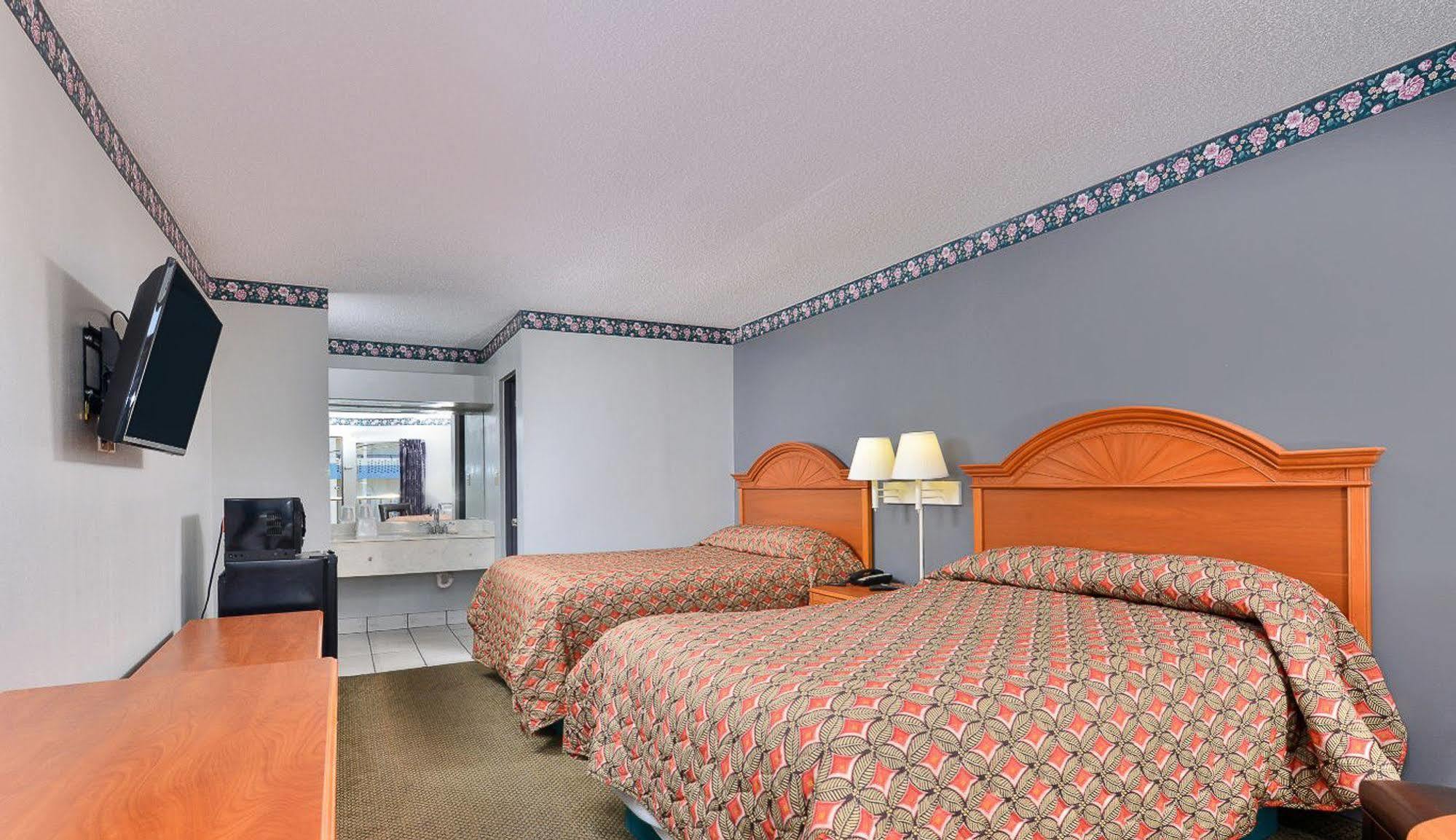 Sandcastle Inn Tybee Island Exterior photo
