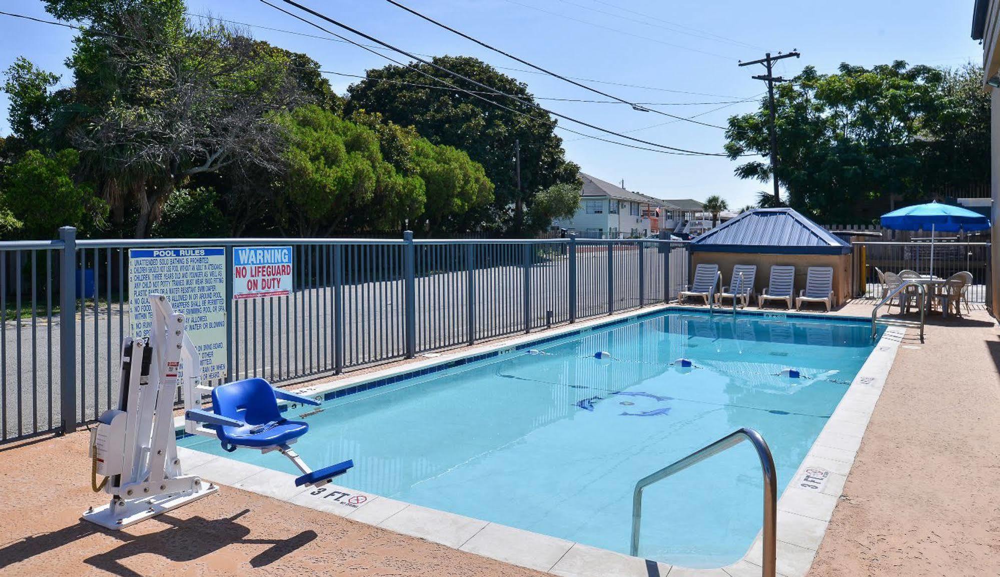 Sandcastle Inn Tybee Island Exterior photo